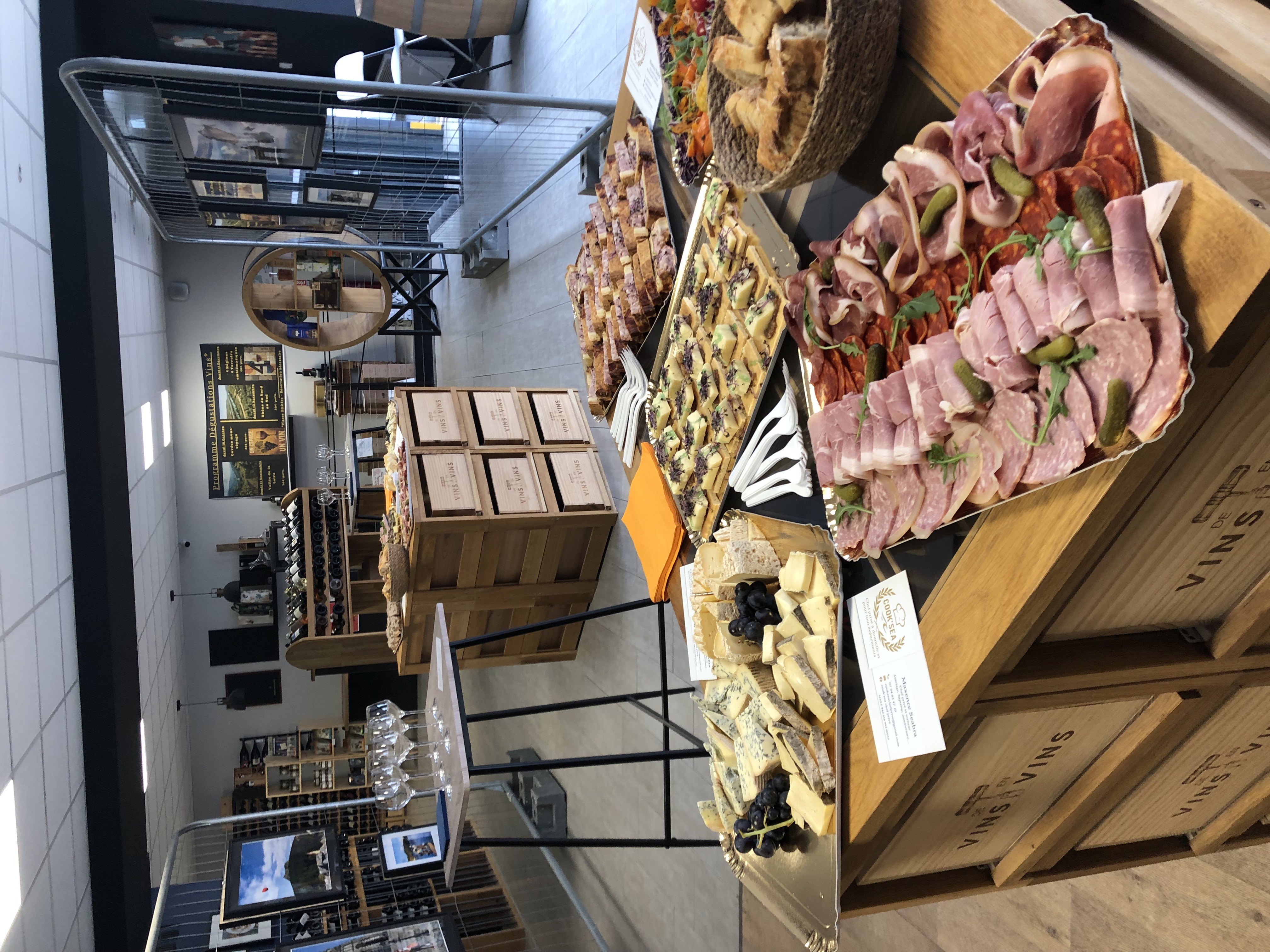 Buffet traiteur charcuterie et fromages